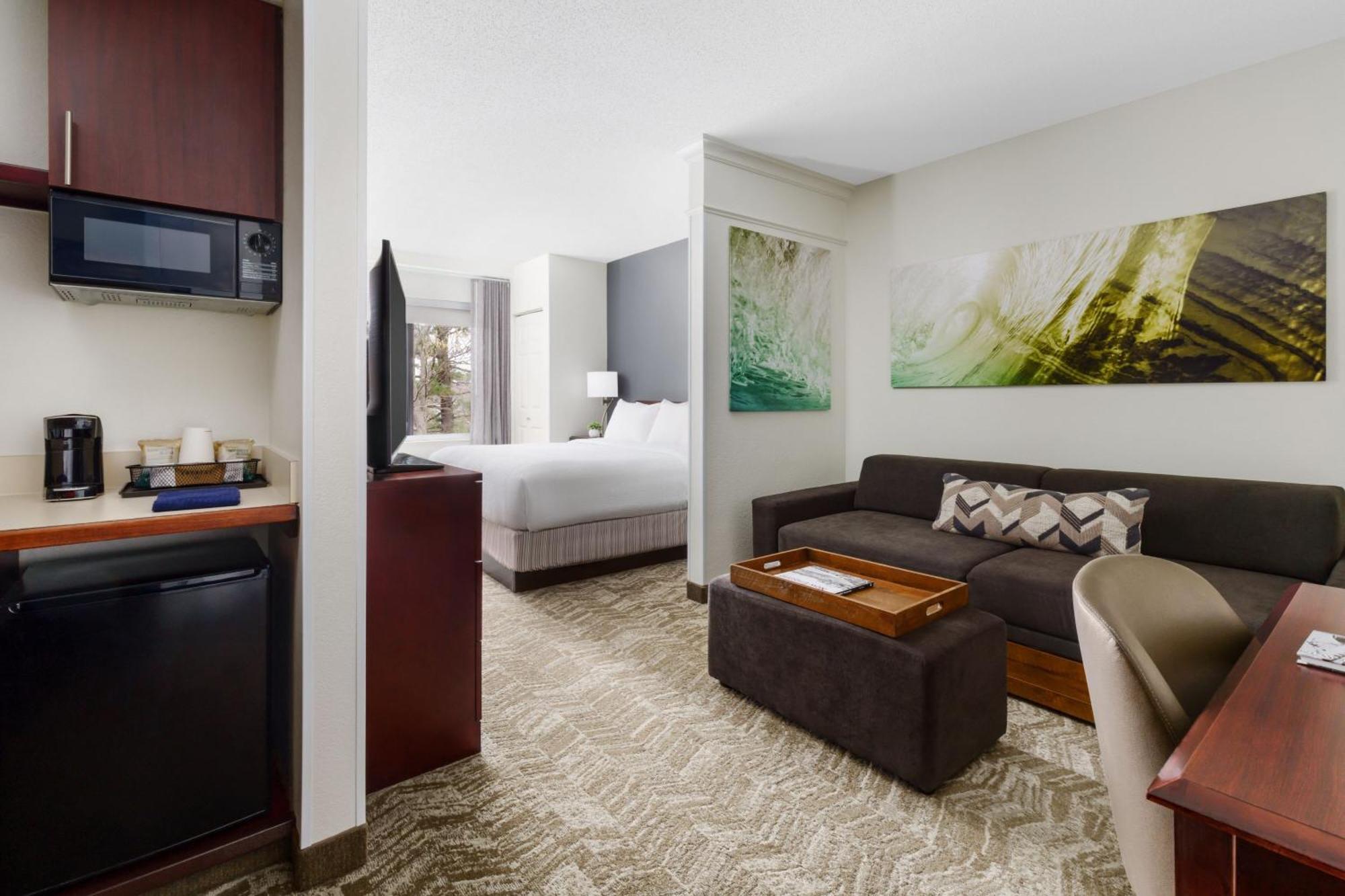 Springhill Suites Manchester-Boston Regional Airport Екстериор снимка