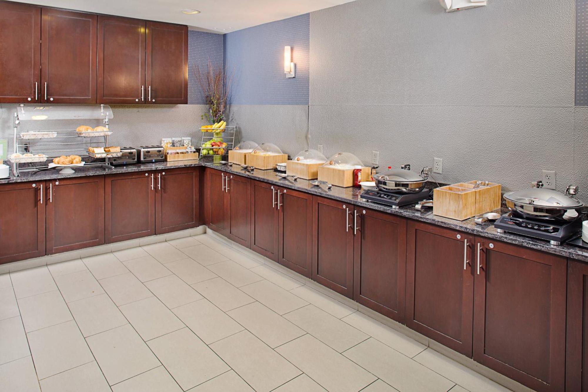 Springhill Suites Manchester-Boston Regional Airport Екстериор снимка